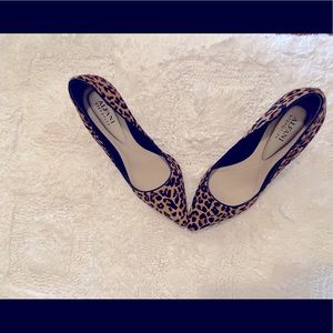 Alfani, leopard print pumps size 9